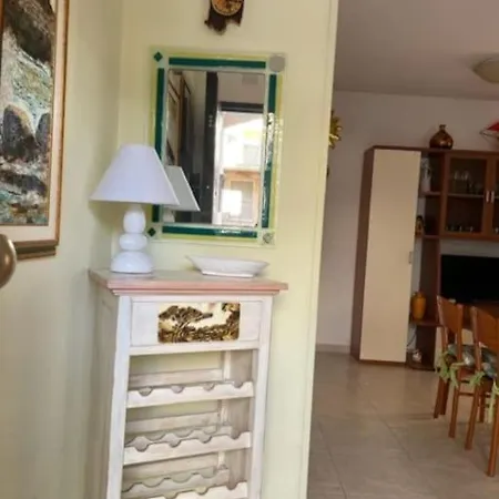 Civico 8bis Casa Vacanze *